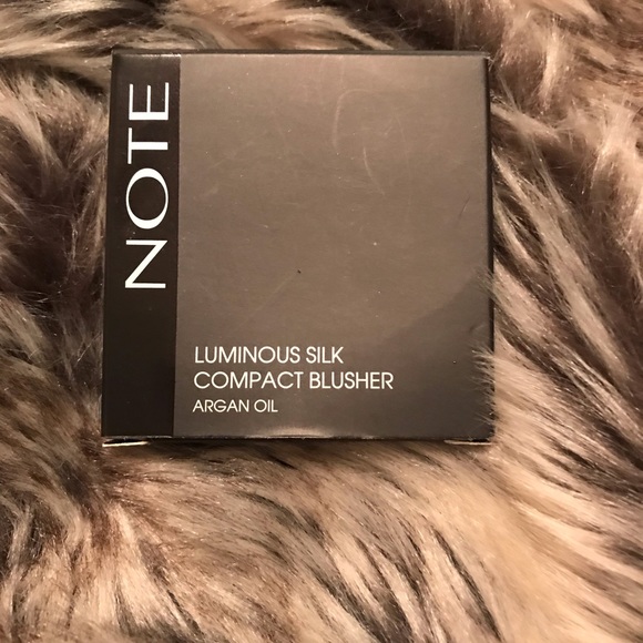 Lips and cheeks bundle - Picture 5 of 7